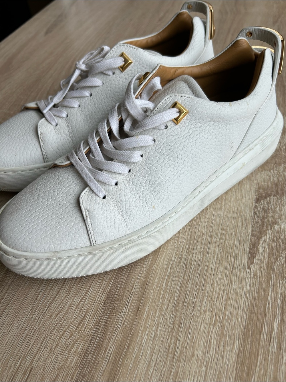 Buscemi Uno Alce White Leather Low-Top Sneakers Gold Hardware 39